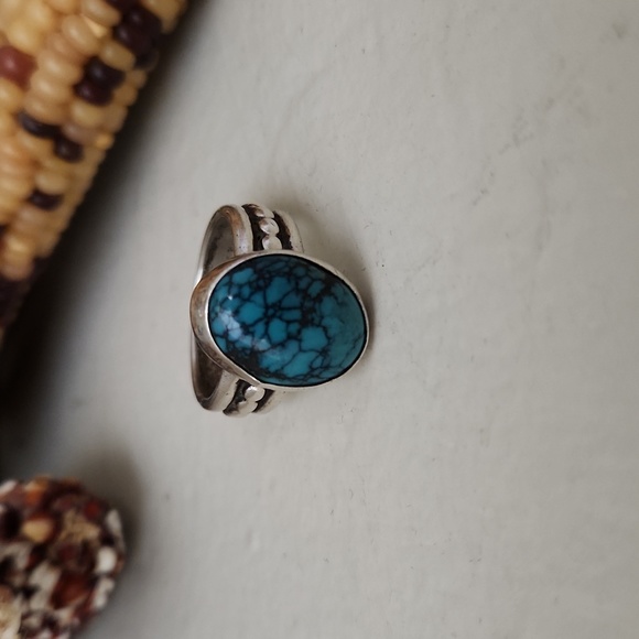 Stunning Vintage Native American Navajo Spiderweb Turquoise Ring 💍 🕷 - Picture 6 of 15
